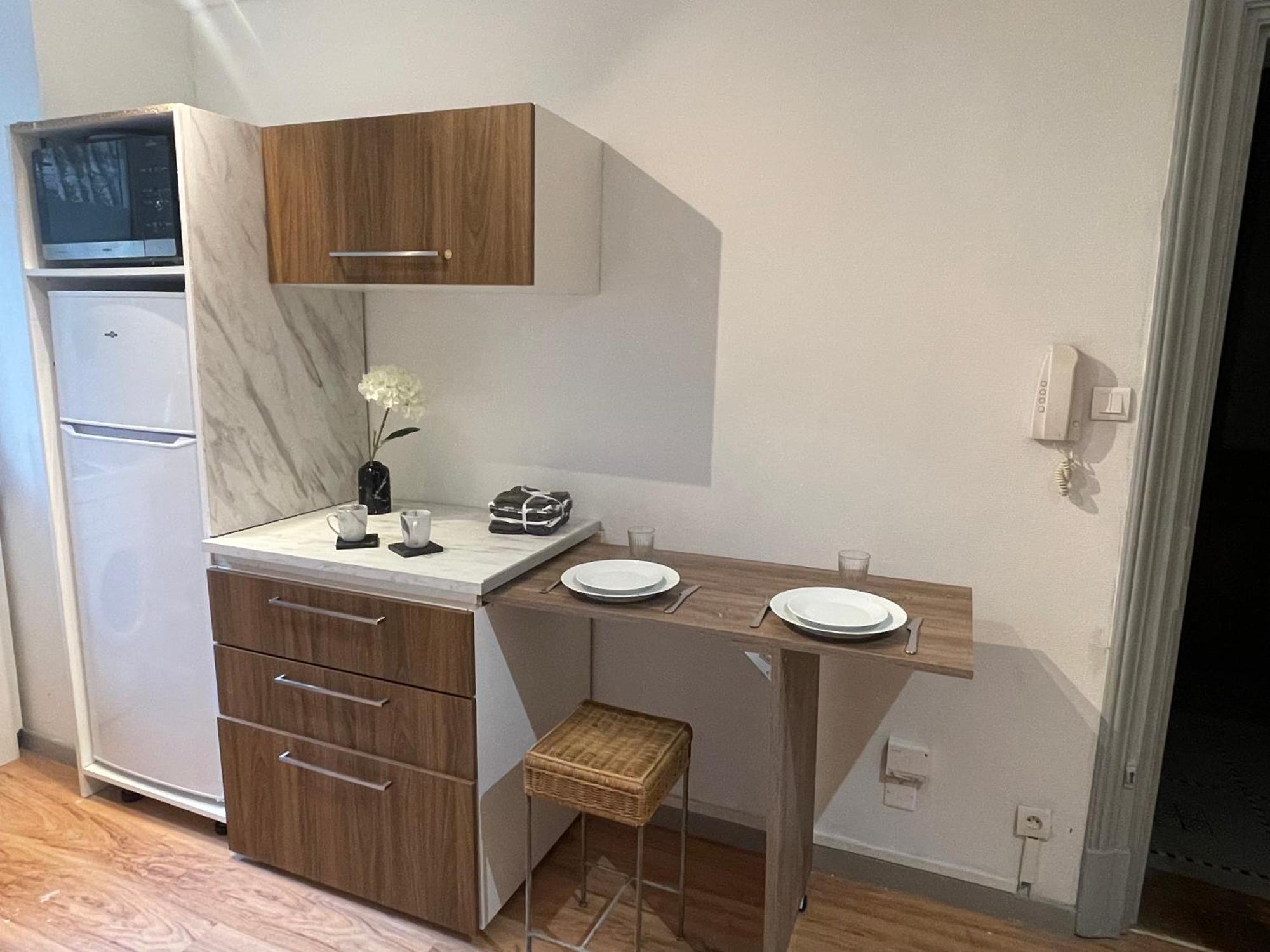 Strasbourg Petit Cocon Emplacement Ideal Centre Ville, Place De Pierre Rdc 25M2 Exterior foto