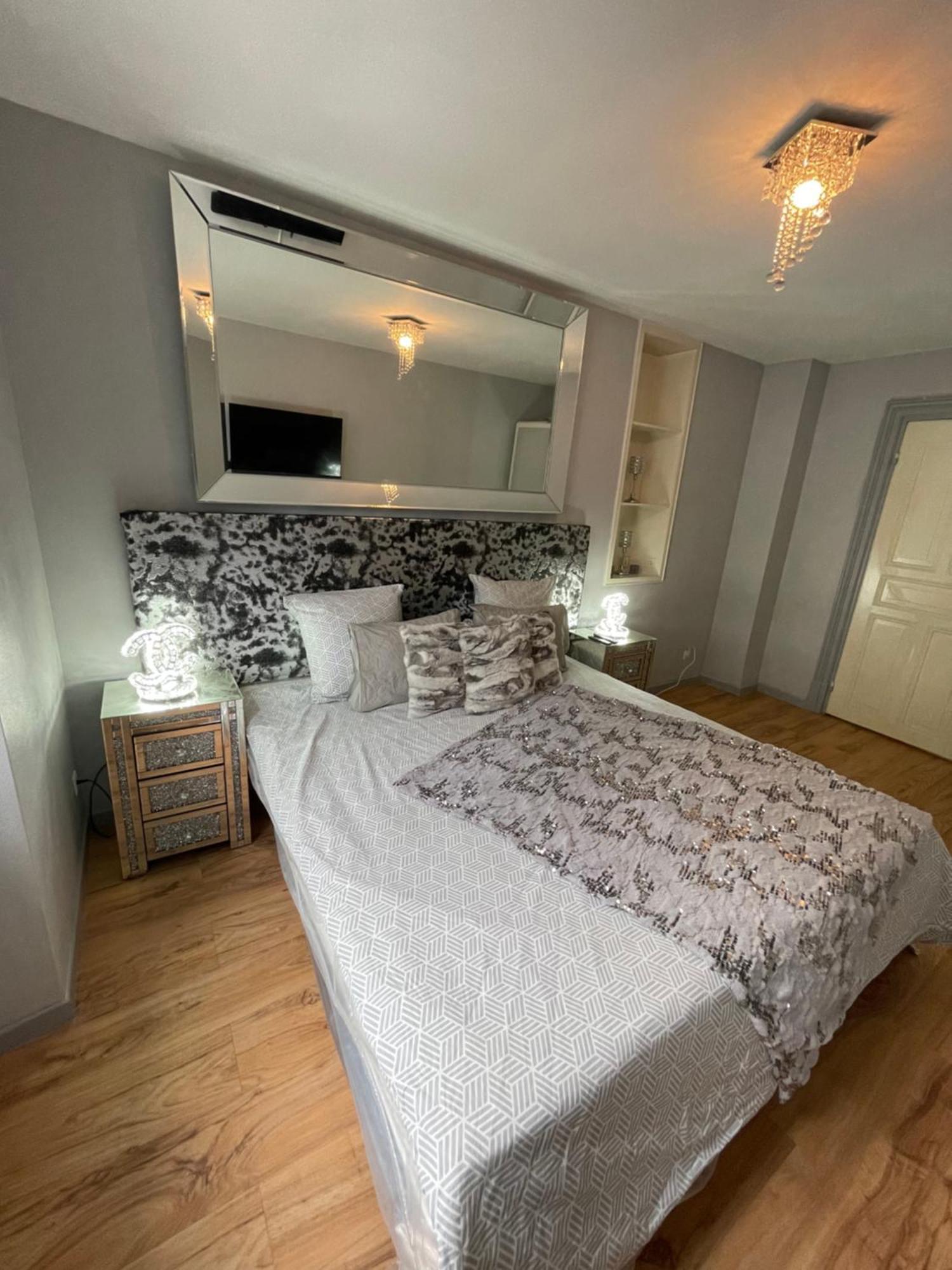 Strasbourg Petit Cocon Emplacement Ideal Centre Ville, Place De Pierre Rdc 25M2 Exterior foto